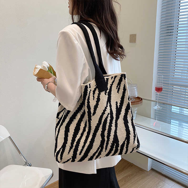 Zebra Pattern Knitted Bag Women